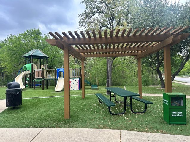 2836 Plantation DR, Round Rock, TX 78681