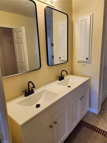 2653 9th ST, Cape Coral, FL 33993