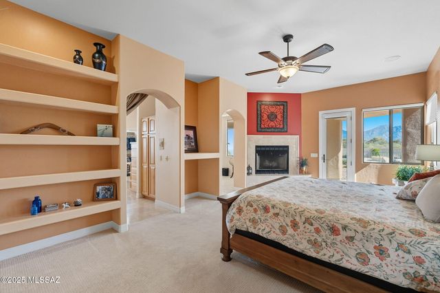 446 E Bent Branch Place, Green Valley, AZ 85614