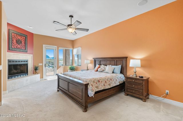 446 E Bent Branch Place, Green Valley, AZ 85614