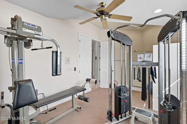 446 E Bent Branch Place, Green Valley, AZ 85614