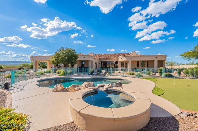 446 E Bent Branch Place, Green Valley, AZ 85614