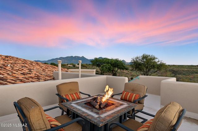 446 E Bent Branch Place, Green Valley, AZ 85614