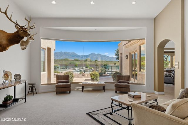 446 E Bent Branch Place, Green Valley, AZ 85614