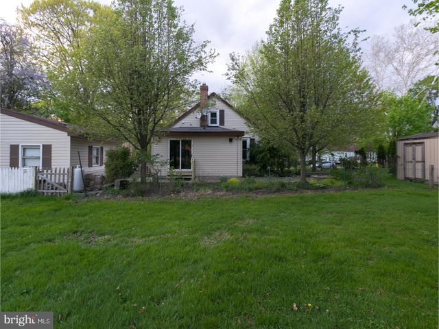 85 LAWN PARK AVE, Lawrence, NJ 08648