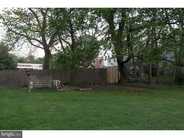 85 LAWN PARK AVE, Lawrence, NJ 08648