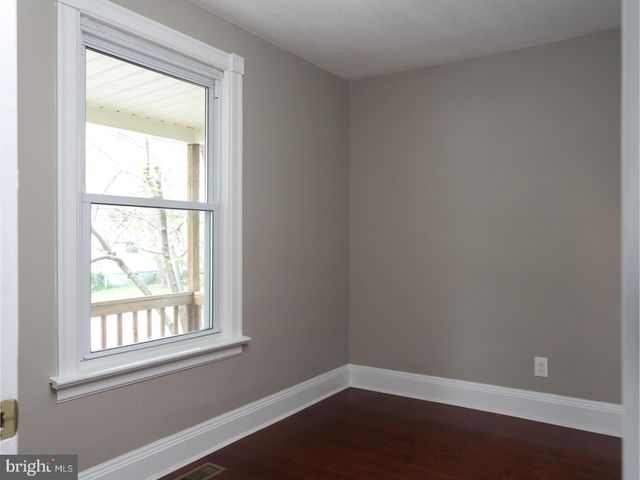 85 LAWN PARK AVE, Lawrence, NJ 08648