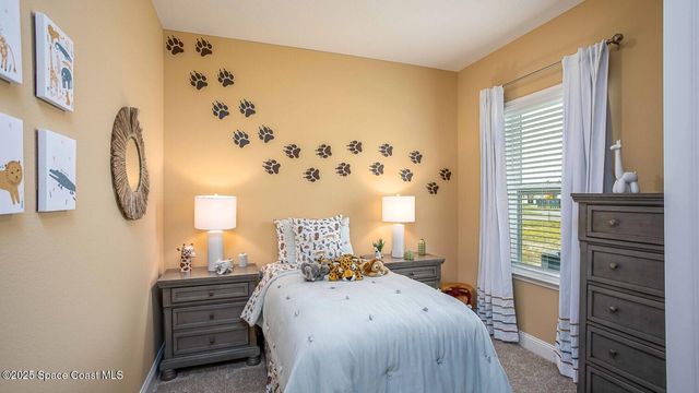 575 Bounty Avenue NE, Palm Bay, FL 32907