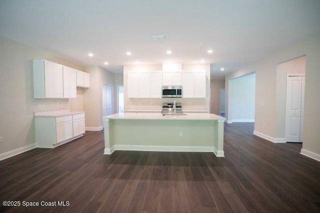 575 Bounty Avenue NE, Palm Bay, FL 32907