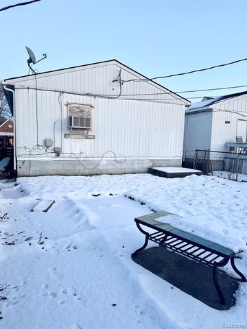 19227 Ryan Road, Detroit, MI 48234