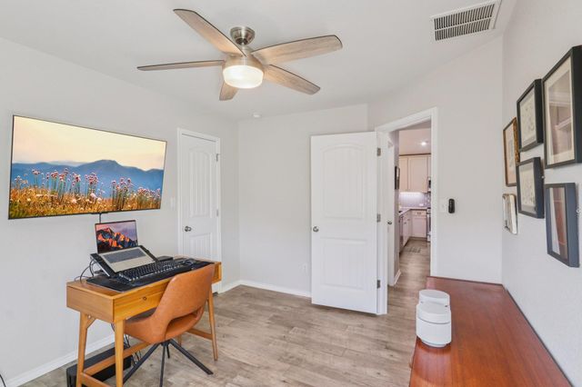 17500 Bridgefarmer BLVD, Pflugerville, TX 78660