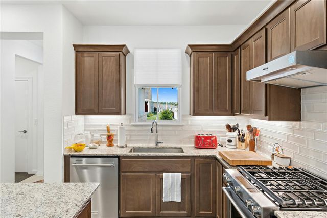 746 Livewater LN, Georgetown, TX 78633