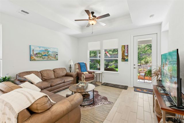 746 Livewater LN, Georgetown, TX 78633