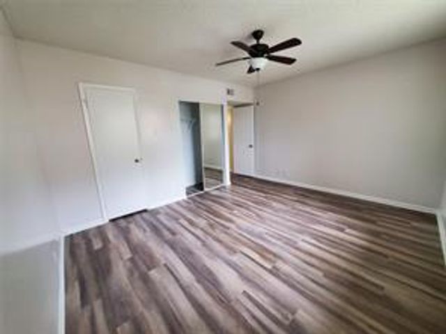 8871 Wiles Road 207, Coral Springs, FL 33067