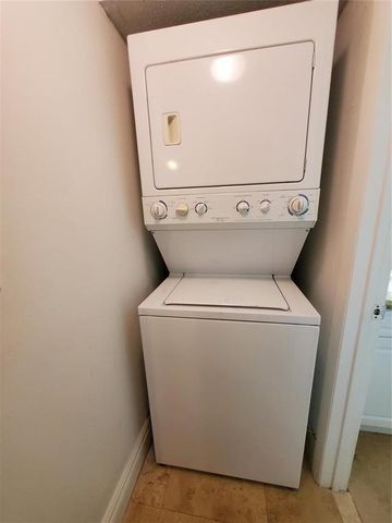 8871 Wiles Road 207, Coral Springs, FL 33067