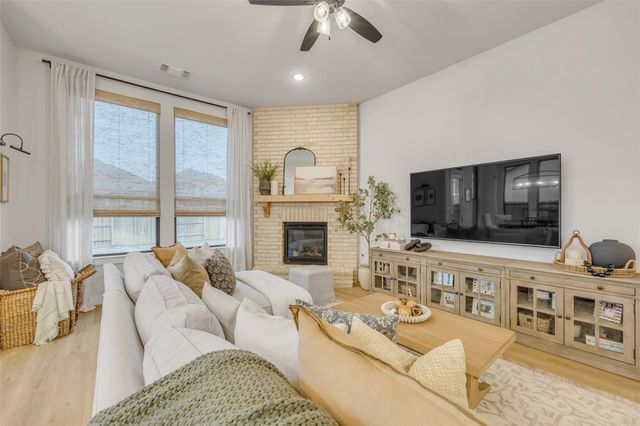 1901 Sir Nathaniel LN, Leander, TX 78641