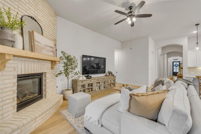 1901 Sir Nathaniel LN, Leander, TX 78641