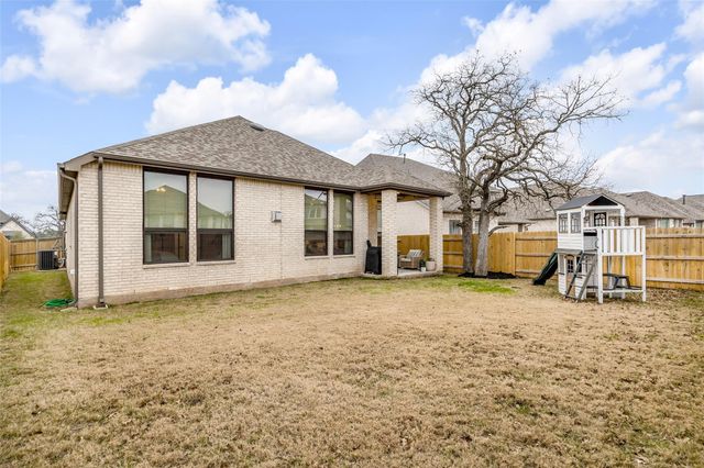 1901 Sir Nathaniel LN, Leander, TX 78641