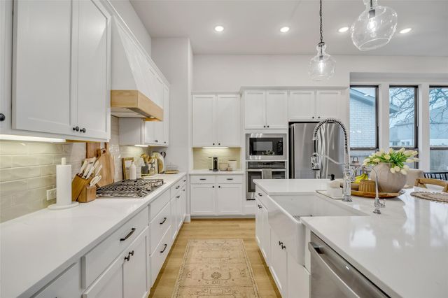 1901 Sir Nathaniel LN, Leander, TX 78641