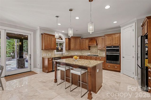 17018 Harcombe Drive, Charlotte, NC 28277