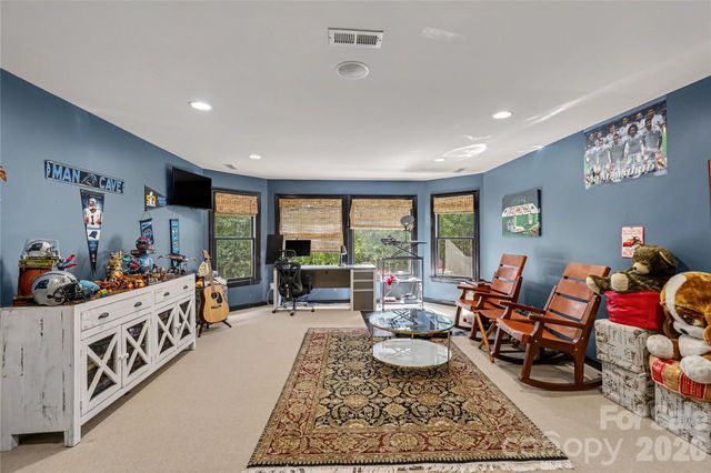 17018 Harcombe Drive, Charlotte, NC 28277