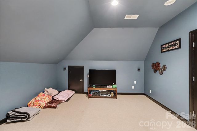 17018 Harcombe Drive, Charlotte, NC 28277