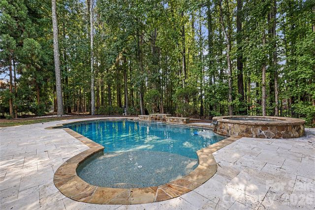 17018 Harcombe Drive, Charlotte, NC 28277