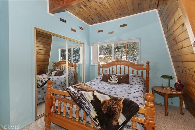 1004 White Mountain Drive, Big Bear City, CA 92314