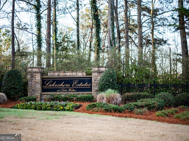 558 Sterling Water Drive, Monroe, GA 30655