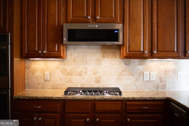 558 Sterling Water Drive, Monroe, GA 30655