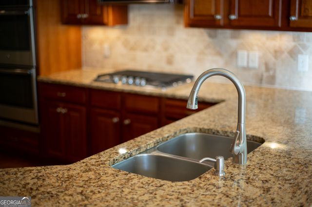 558 Sterling Water Drive, Monroe, GA 30655