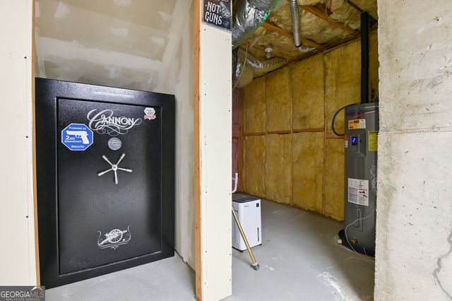 558 Sterling Water Drive, Monroe, GA 30655