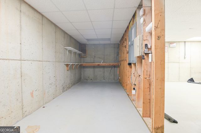 558 Sterling Water Drive, Monroe, GA 30655