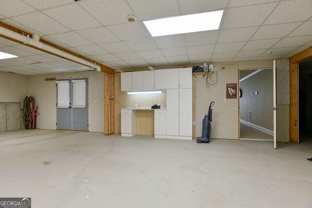 558 Sterling Water Drive, Monroe, GA 30655