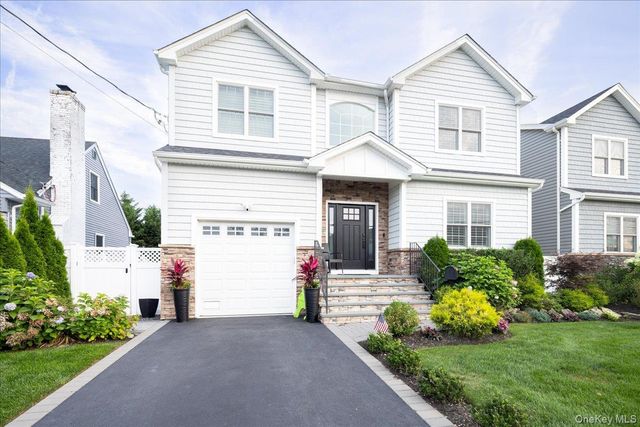 2716 Landing Avenue, Bellmore, NY 11710