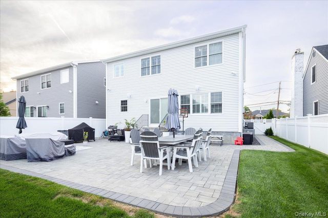 2716 Landing Avenue, Bellmore, NY 11710