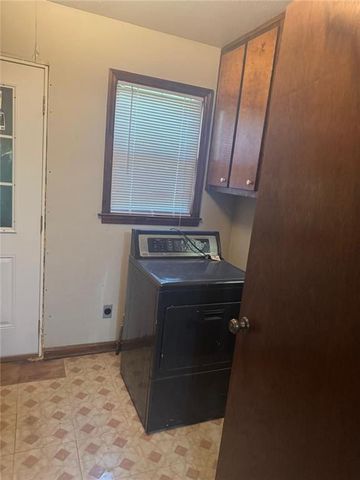 718 South Avenue, Forest Park, GA 30297