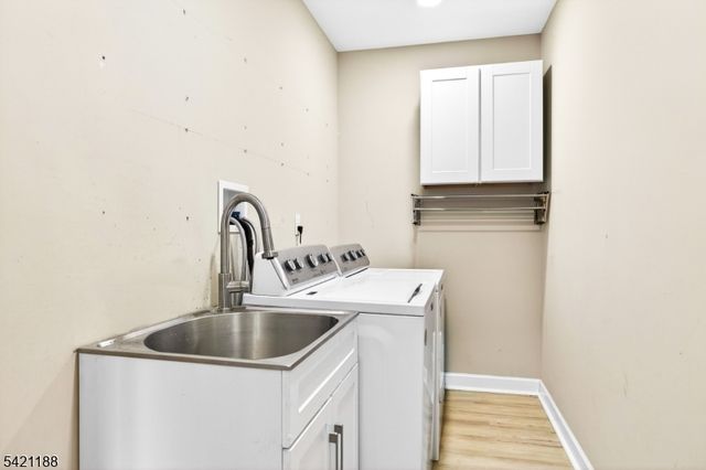 6 Hunter Dr, Mount Olive Twp., NJ 07828