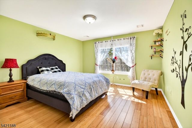 6 Hunter Dr, Mount Olive Twp., NJ 07828