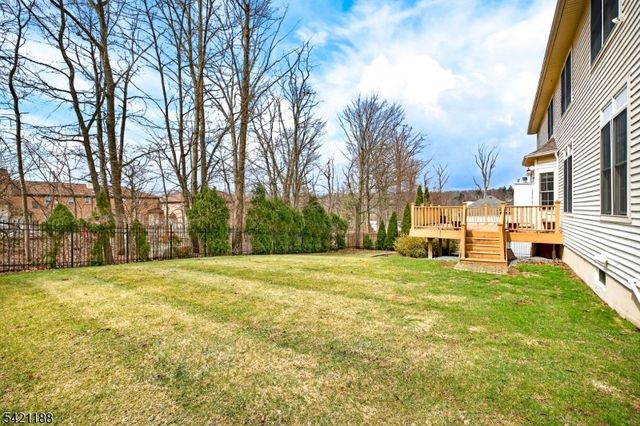 6 Hunter Dr, Mount Olive Twp., NJ 07828