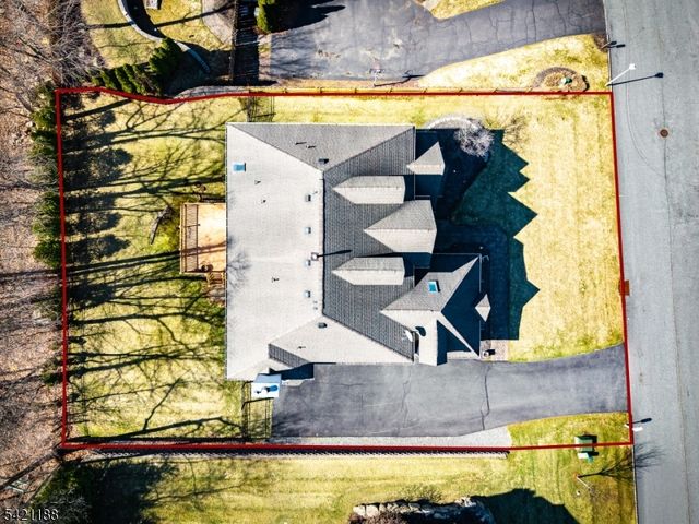 6 Hunter Dr, Mount Olive Twp., NJ 07828