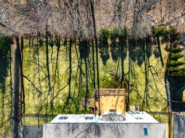 6 Hunter Dr, Mount Olive Twp., NJ 07828