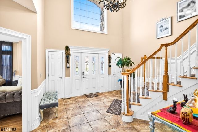 6 Hunter Dr, Mount Olive Twp., NJ 07828