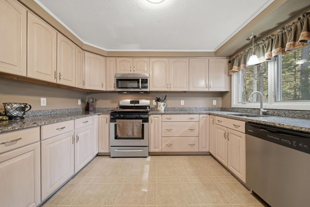 69 Joppa Road, Merrimack, NH 03054