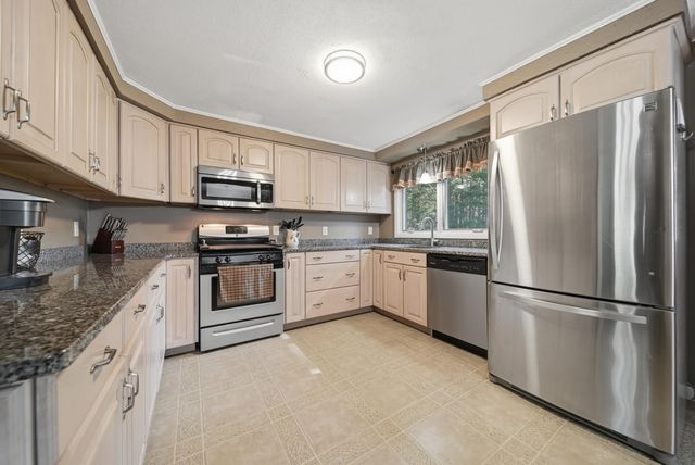 69 Joppa Road, Merrimack, NH 03054