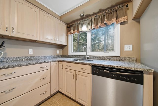 69 Joppa Road, Merrimack, NH 03054