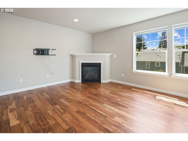 7578 Se DIVISION St C, Portland, OR 97206