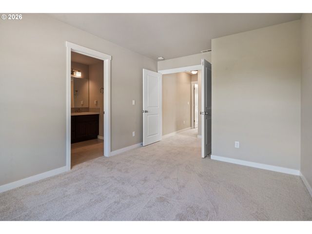 7578 Se DIVISION St C, Portland, OR 97206
