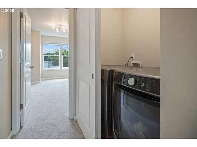 7578 Se DIVISION St C, Portland, OR 97206
