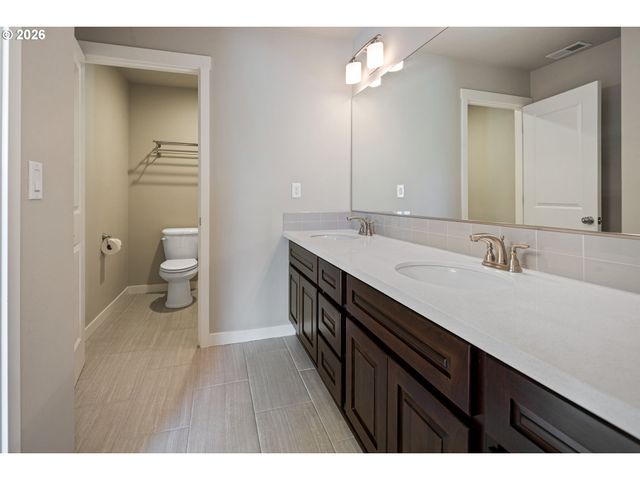 7578 Se DIVISION St C, Portland, OR 97206